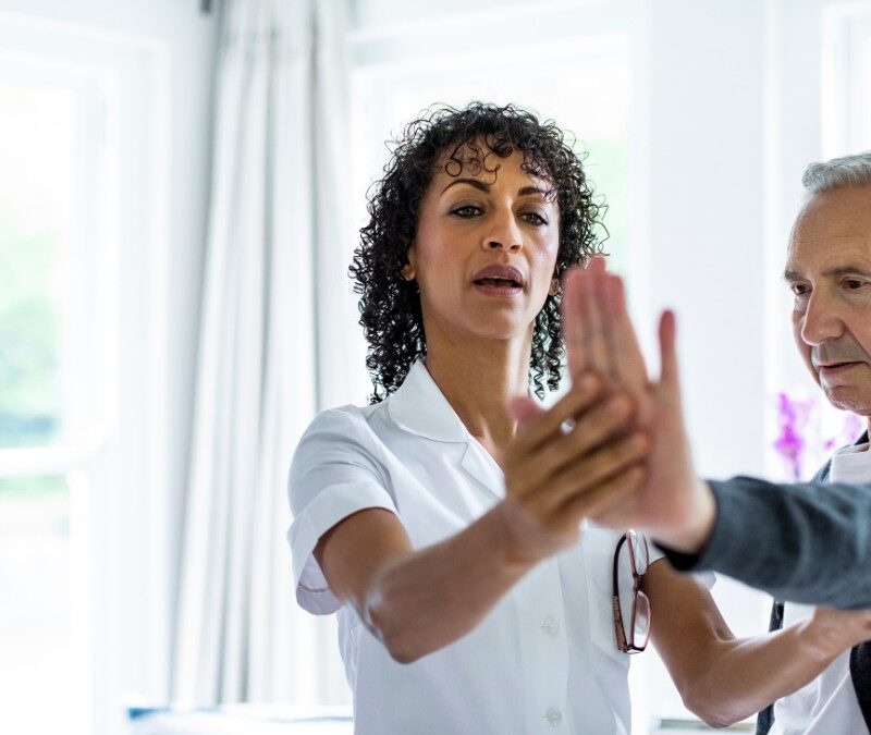 Helping Seniors Stay Active and Mobile With At-Home PT